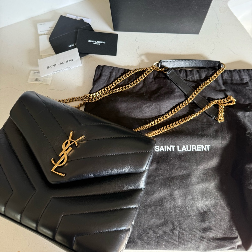 Saint Laurent LouLou Medium Shoulder Bag - Picture 5 of 10